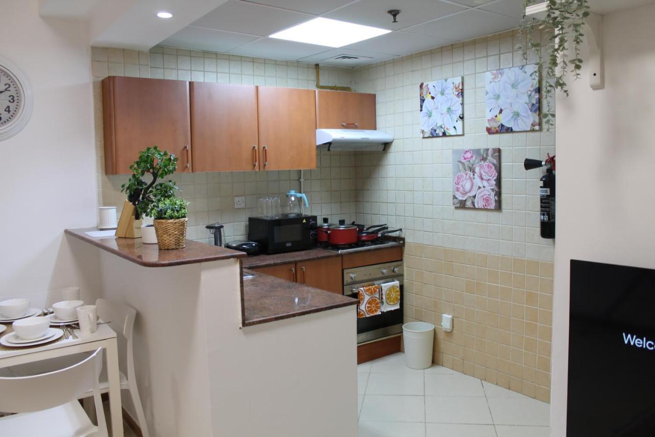 Newly Furnished Cozy 1 Bedroom Apartment Close To Jbr Beach And Metro Dubai Exterior photo
