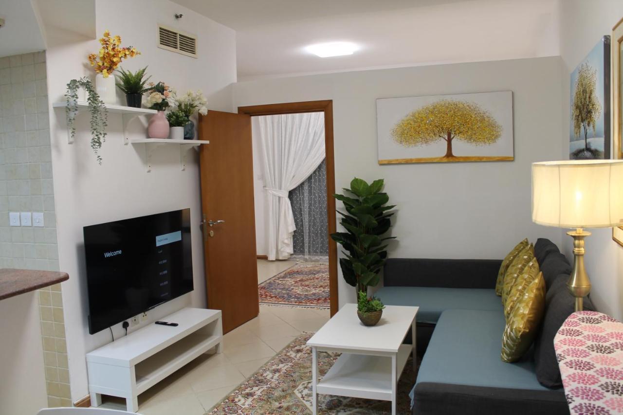 Newly Furnished Cozy 1 Bedroom Apartment Close To Jbr Beach And Metro Dubai Exterior photo