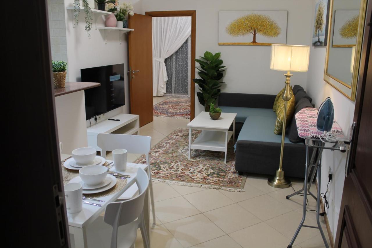 Newly Furnished Cozy 1 Bedroom Apartment Close To Jbr Beach And Metro Dubai Exterior photo