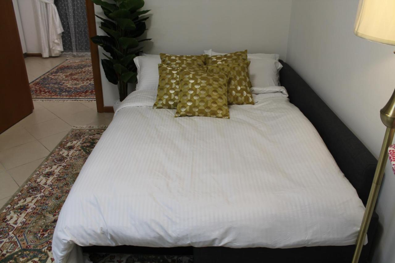 Newly Furnished Cozy 1 Bedroom Apartment Close To Jbr Beach And Metro Dubai Exterior photo